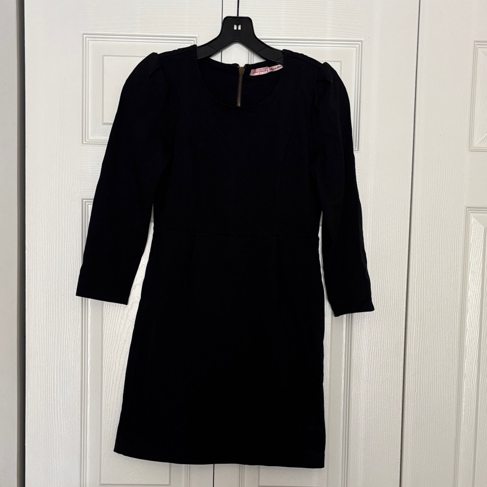 Elegant Black Dress from Juicy Couture with gold zipper detail